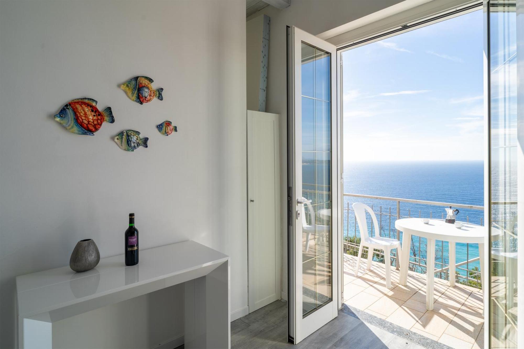 벤티밀리아 Casa Grimaldi - Terrace & Sea View 아파트 외부 사진