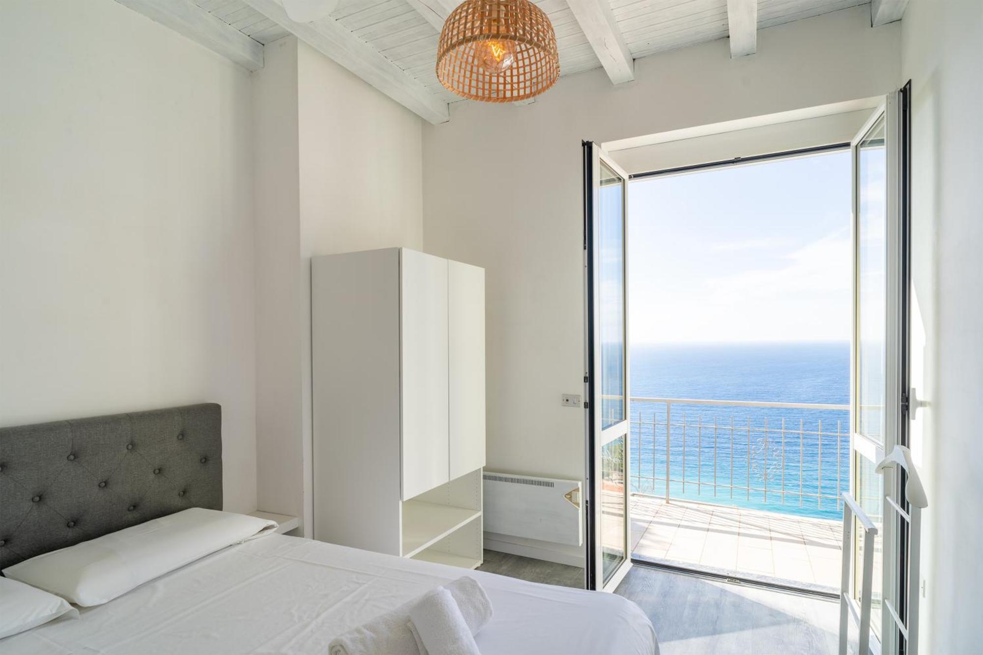 벤티밀리아 Casa Grimaldi - Terrace & Sea View 아파트 외부 사진
