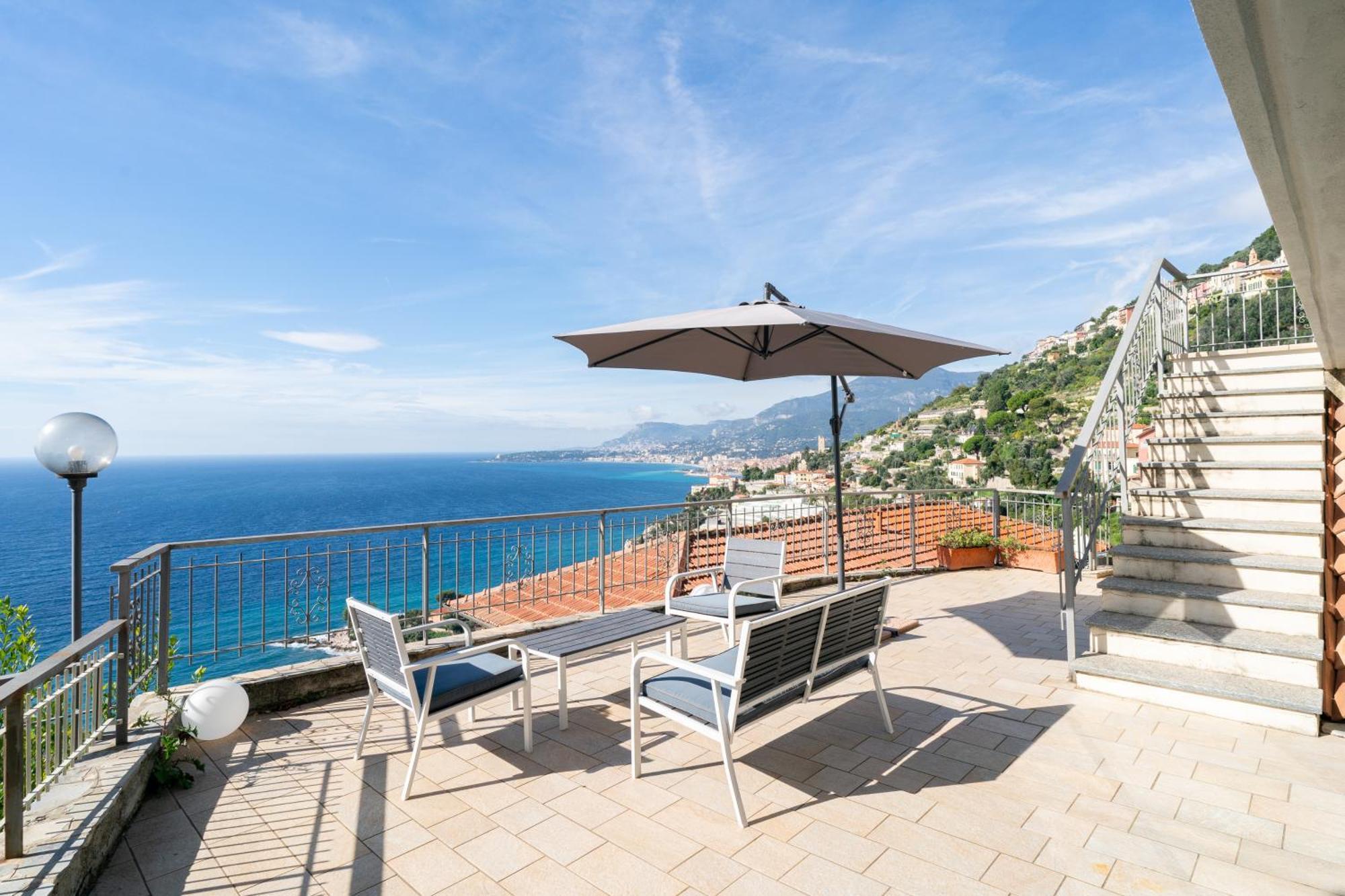 벤티밀리아 Casa Grimaldi - Terrace & Sea View 아파트 외부 사진
