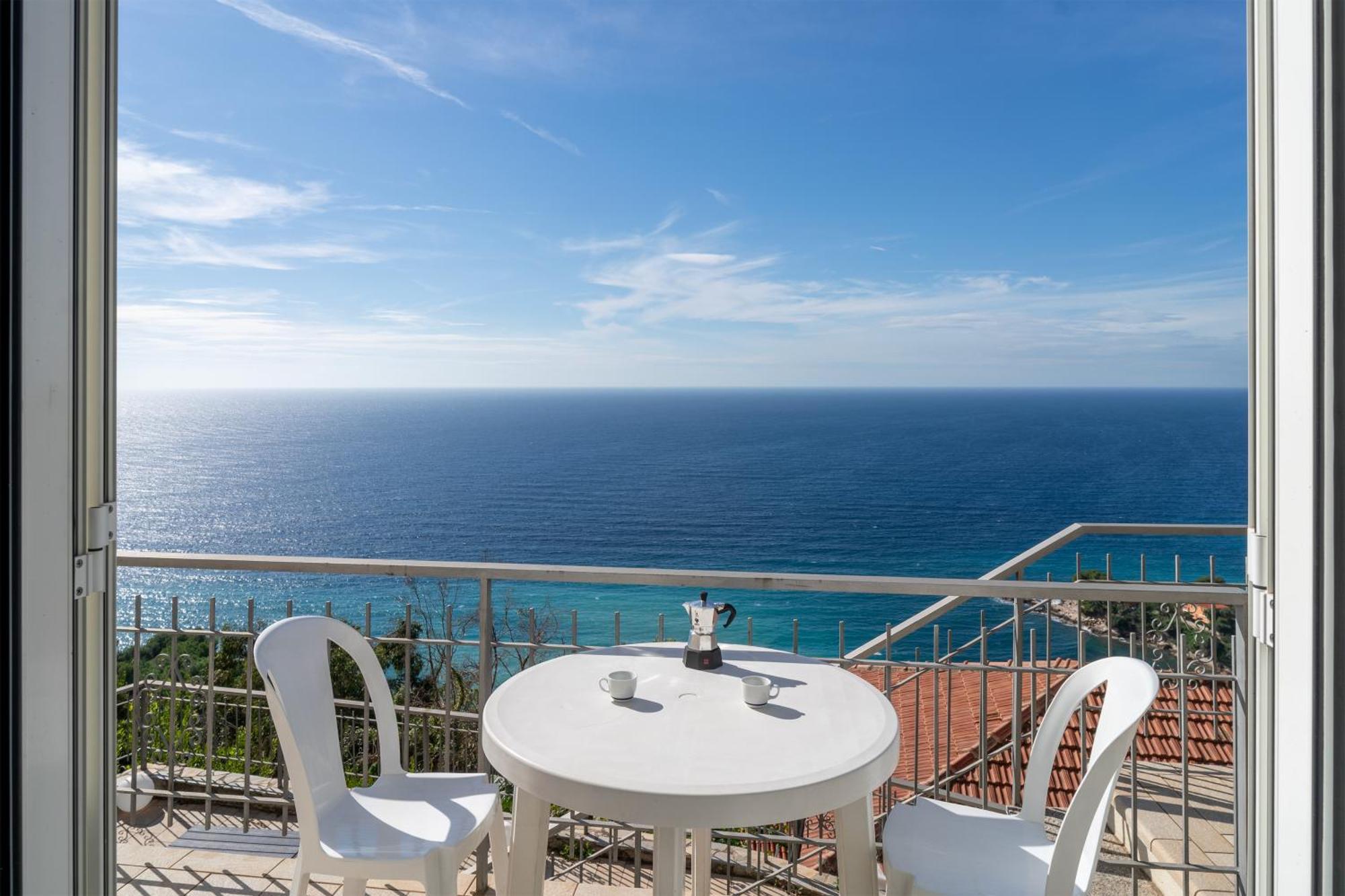 벤티밀리아 Casa Grimaldi - Terrace & Sea View 아파트 외부 사진